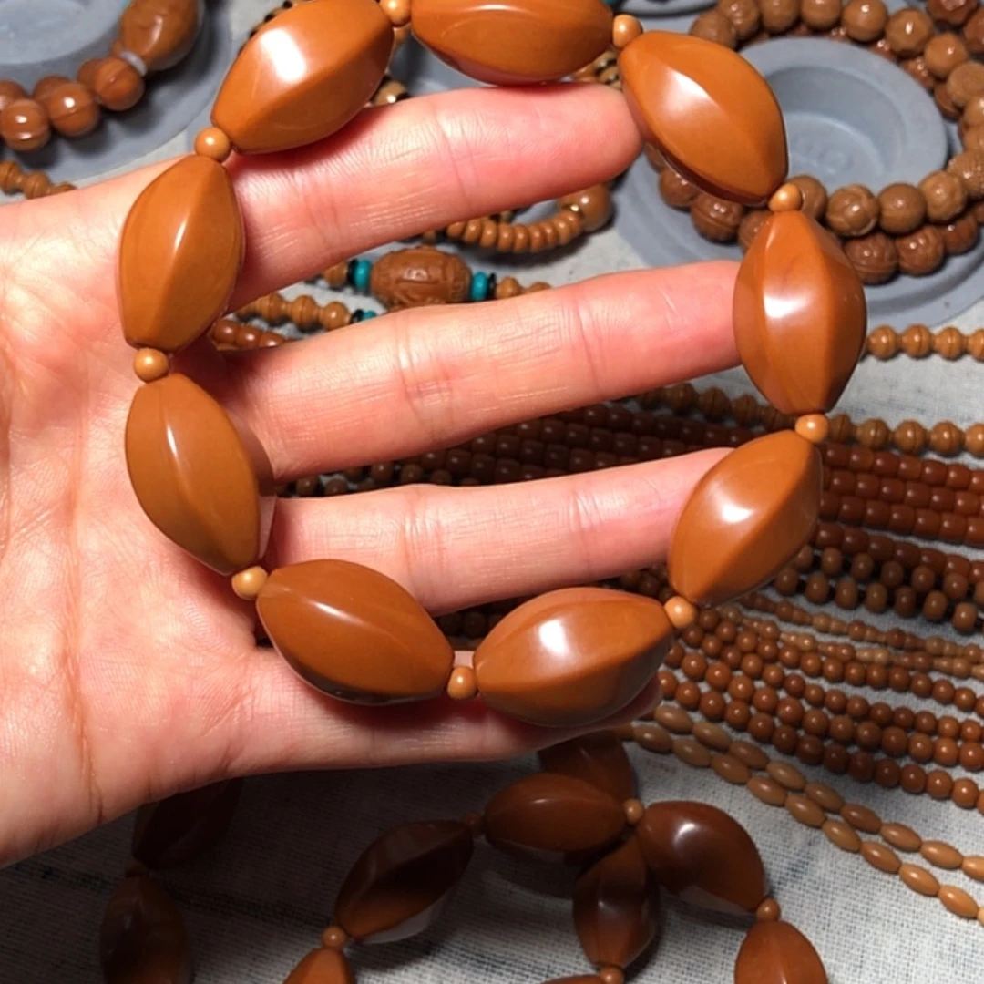 【闪购商品】橄榄核核雕六棱素串