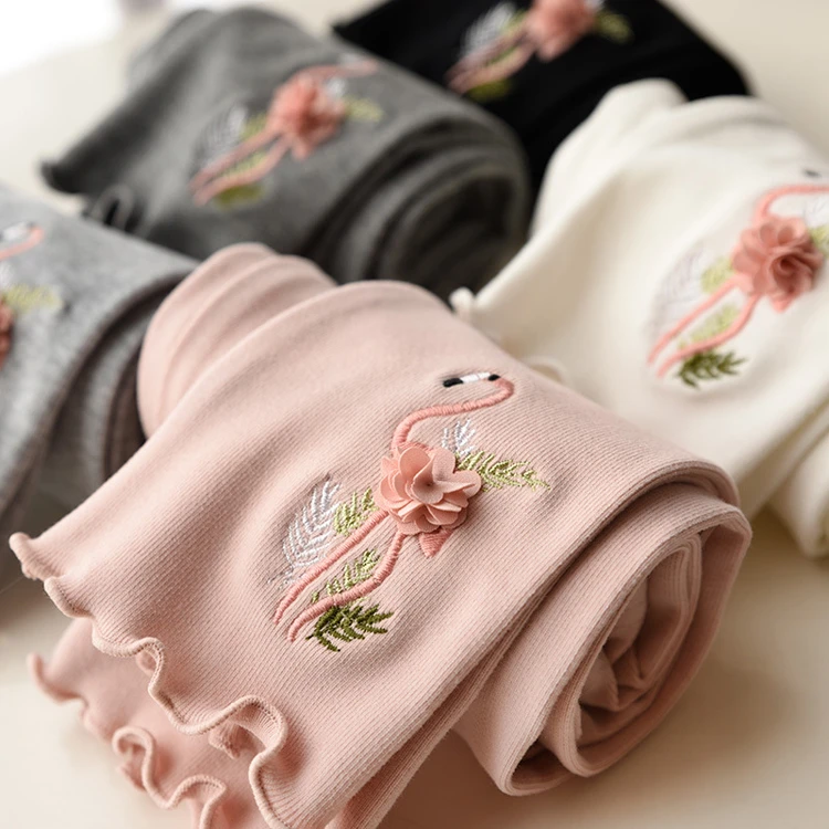 女童打底裤春秋薄款外穿洋气儿童裤子2024新款棉质春装中大童长裤