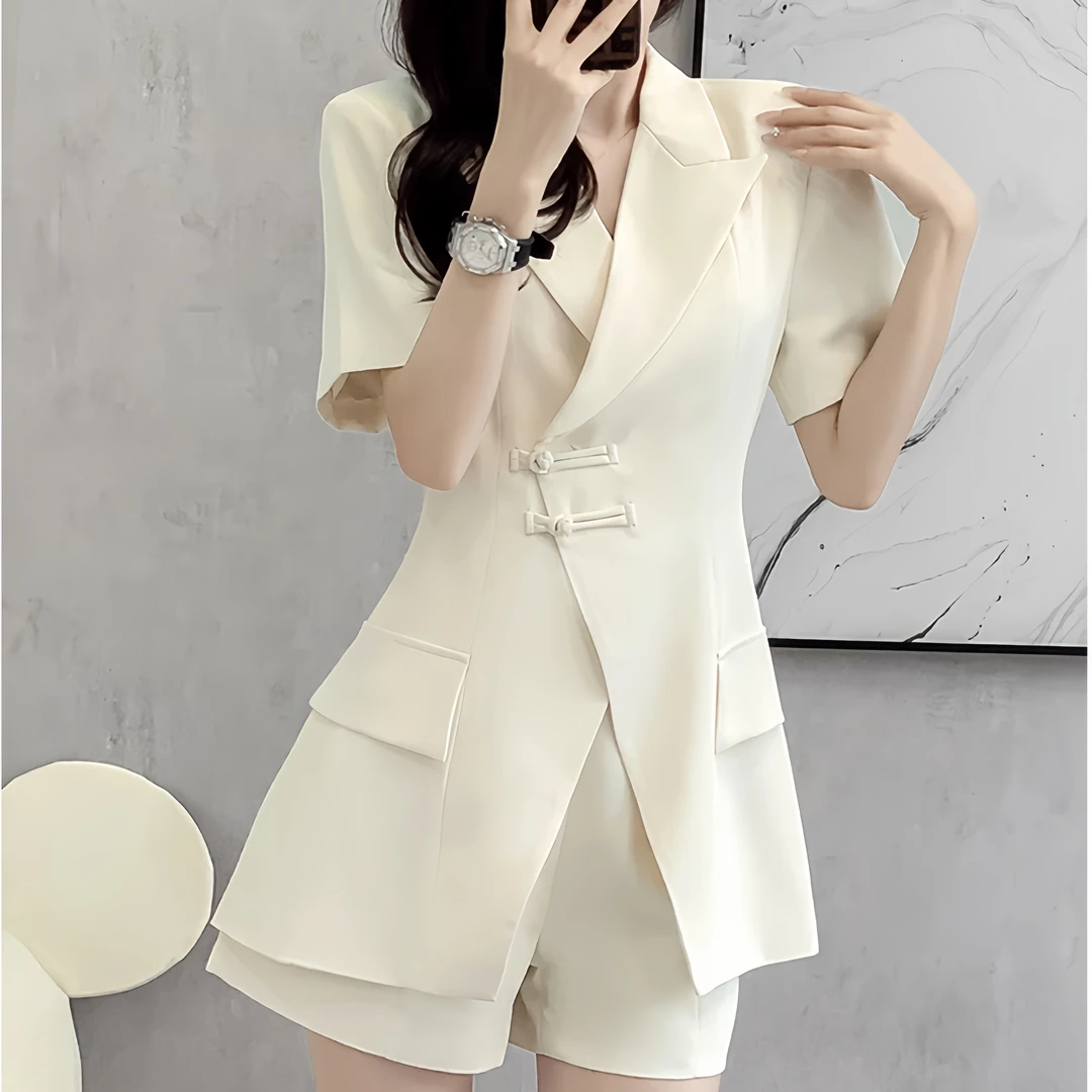 大码时尚小个子西装套装女夏装胖mm遮肚短袖短裤两件套女神范