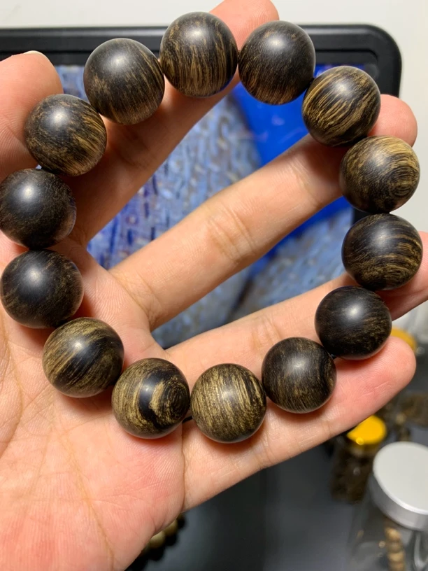 【沉水级】文莱黑棋1.6天然野沉香