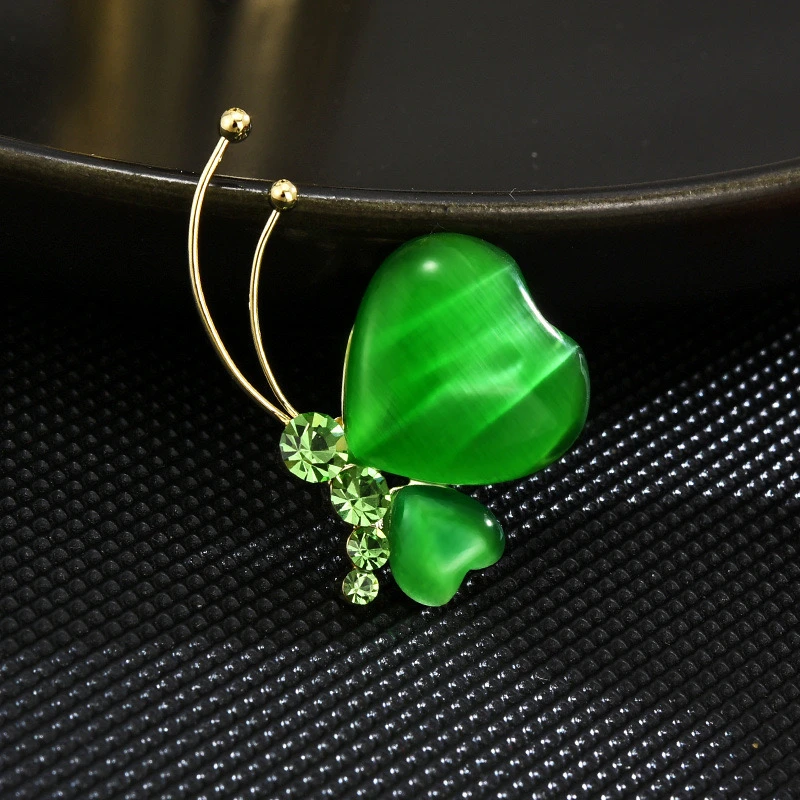 合金胸针 【爱心绿蝴蝶】刺马针时尚百搭优雅简约精致春夏胸花1070