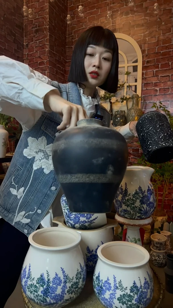 【闪购商品】花盆高23cm口径5.5cm