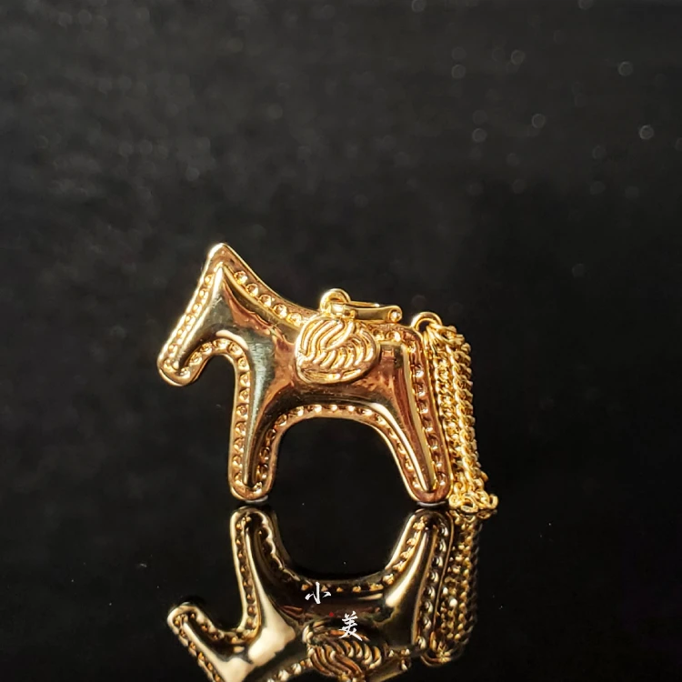 18K金流苏小马吊坠万能扣 马到成功 G8225