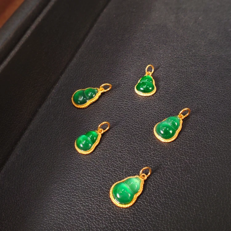 18K金翡翠小葫芦吊坠滴溜（多样性发一件）G7638