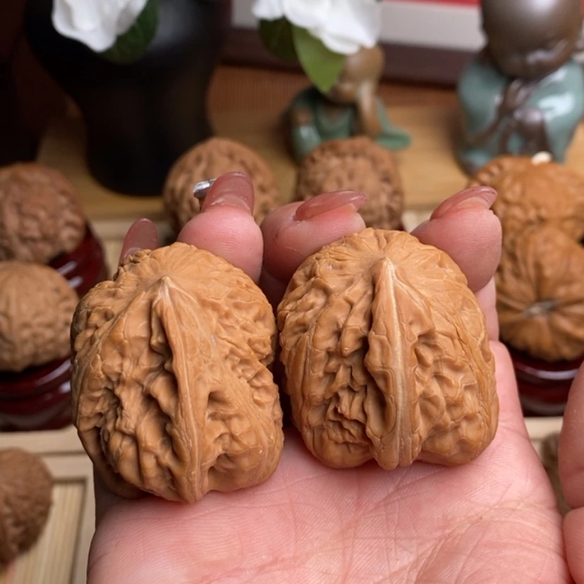 【闪购商品】文玩核桃把件瘦*生53