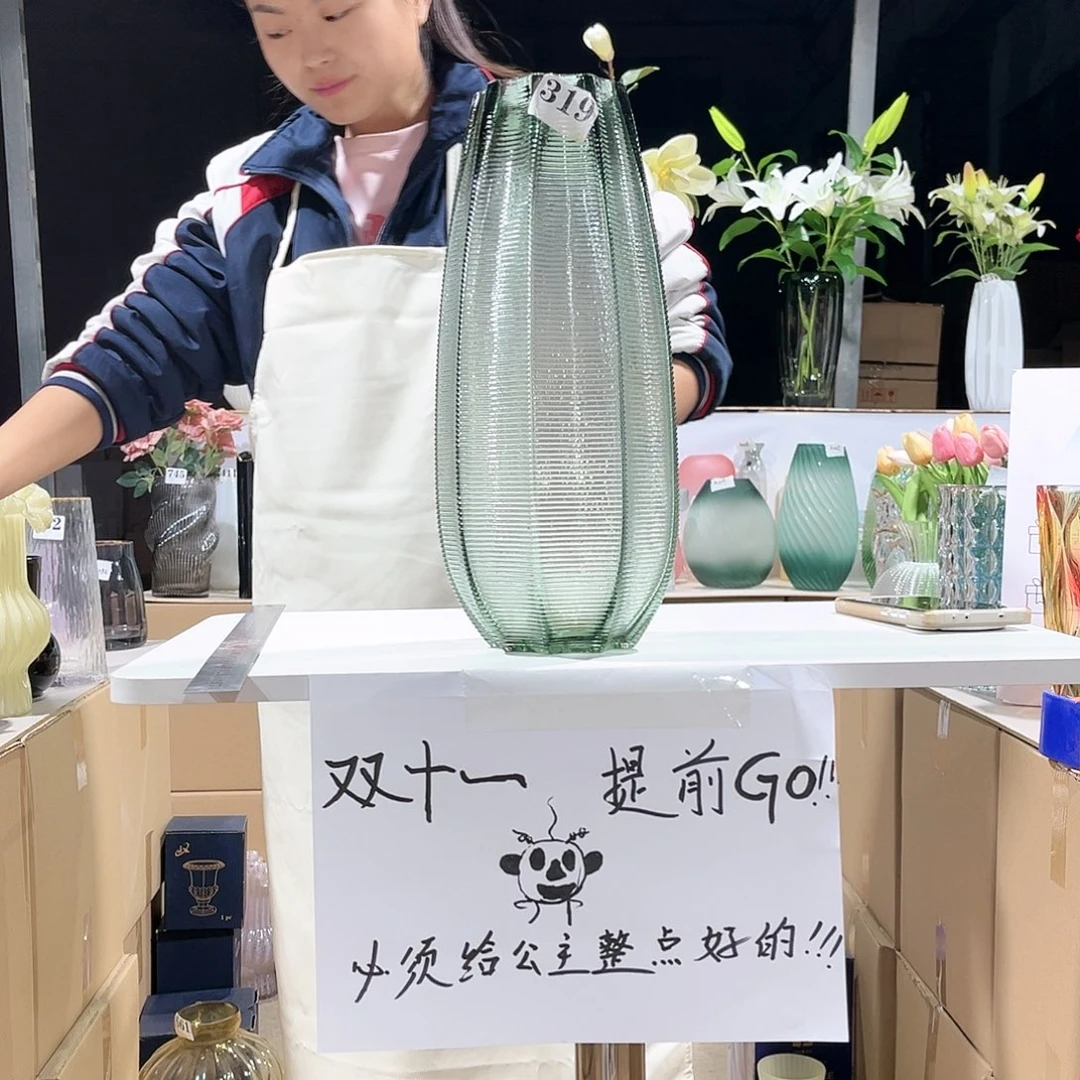 319高35口9.5一级原色横纹玻璃花瓶嘎嘎好看