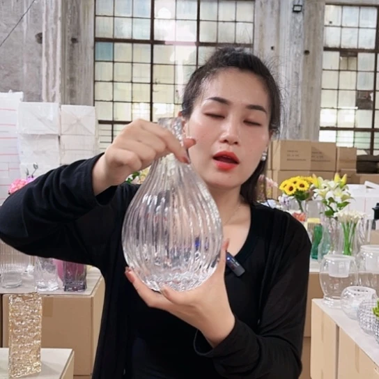 小号吊钟透明玻璃花瓶