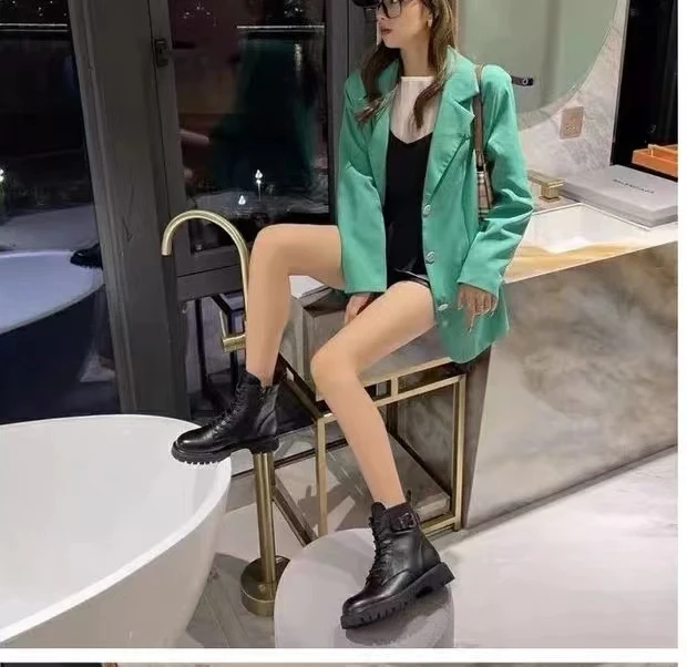 冬季新款时尚百搭潮流厚底女士马丁靴9965-9【加绒】