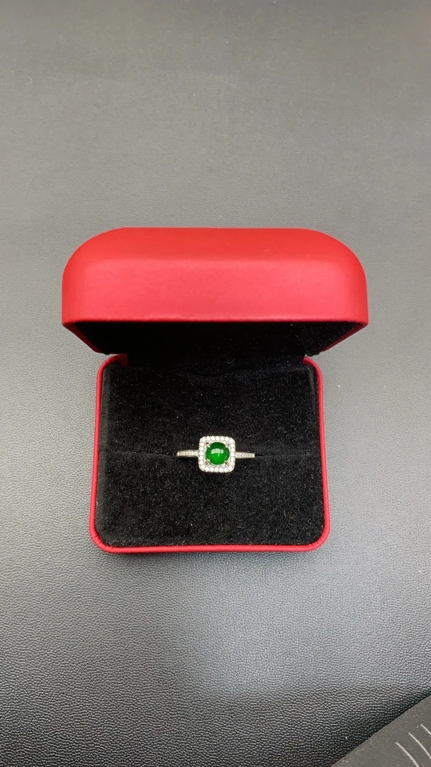 天然翡翠公主方卡5左右618特价时尚绿色