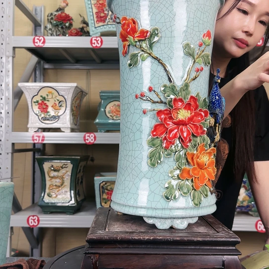 红陶20CM（含）-50CM（不含）鸿**人