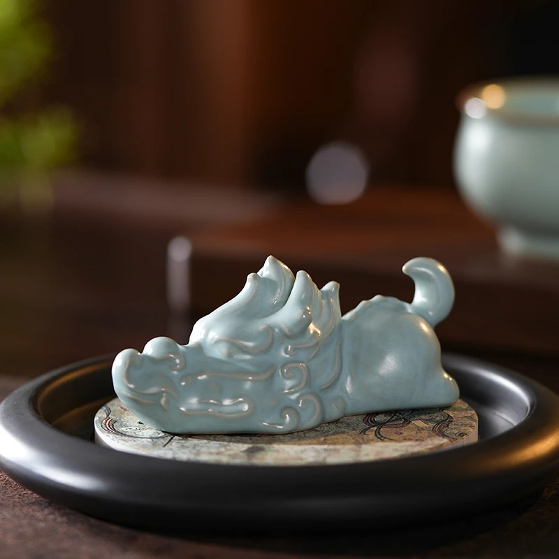 蔷陌2024年汝窑龙肖摆件茶玩茶宠功夫茶具茶盘茶桌装饰品