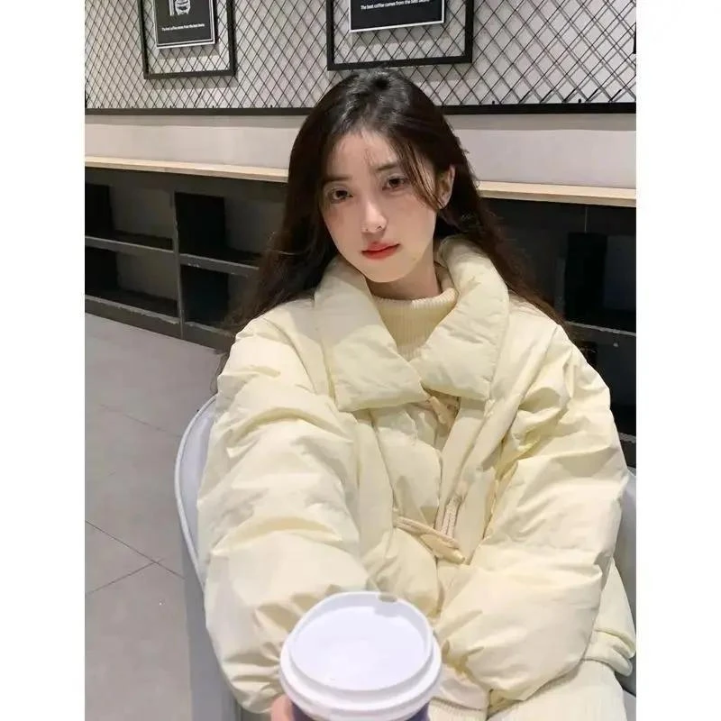 复古牛角扣羽服女2023冬季新款设计感小众韩版加厚短款面包服百搭