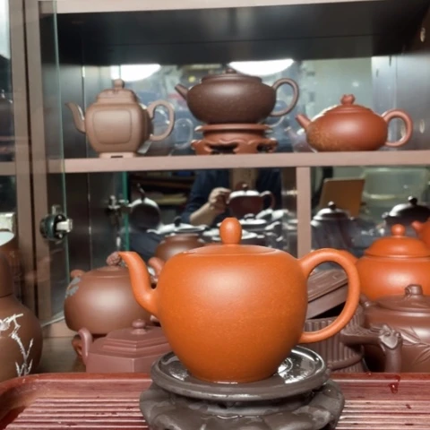 段泥茶壶原矿红降坡美人肩