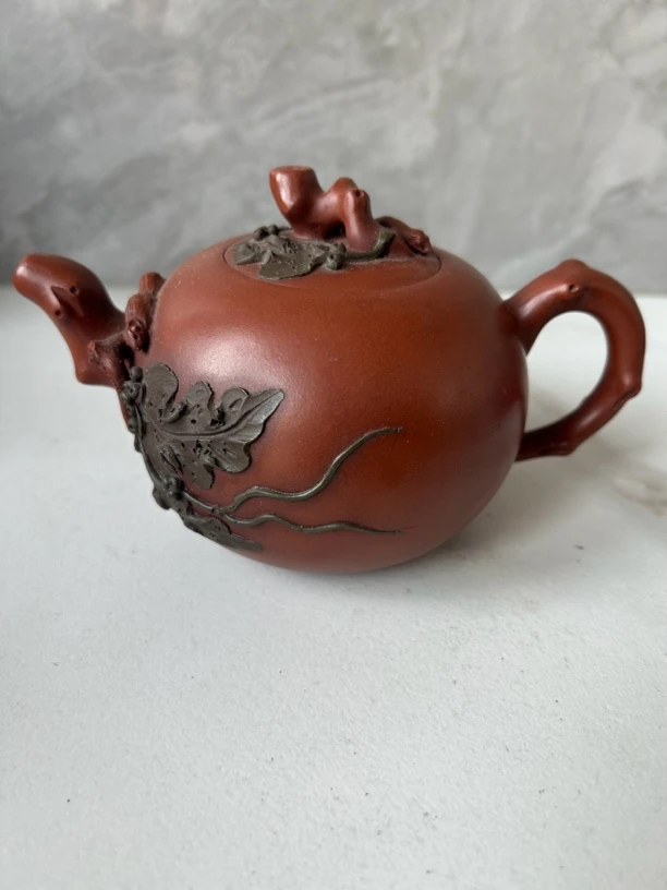 红泥松鼠葡萄壶，350cc，原矿手工