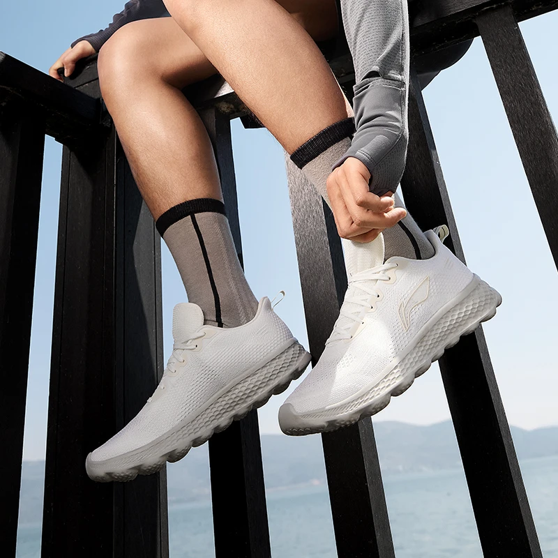 【徐海为专属】李宁新品云动男女反光休闲透气轻便慢跑鞋