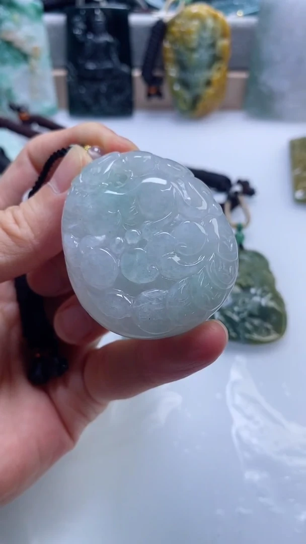 【闪购商品】翡翠挂件未镶嵌