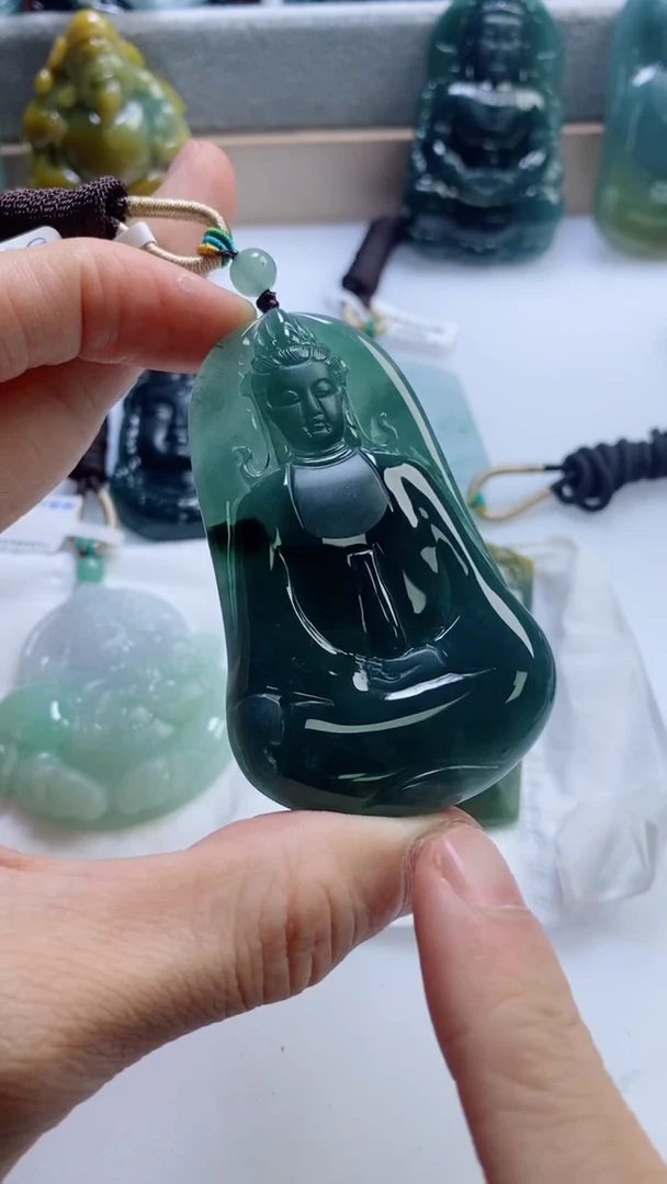 【闪购商品】翡翠挂件未镶嵌