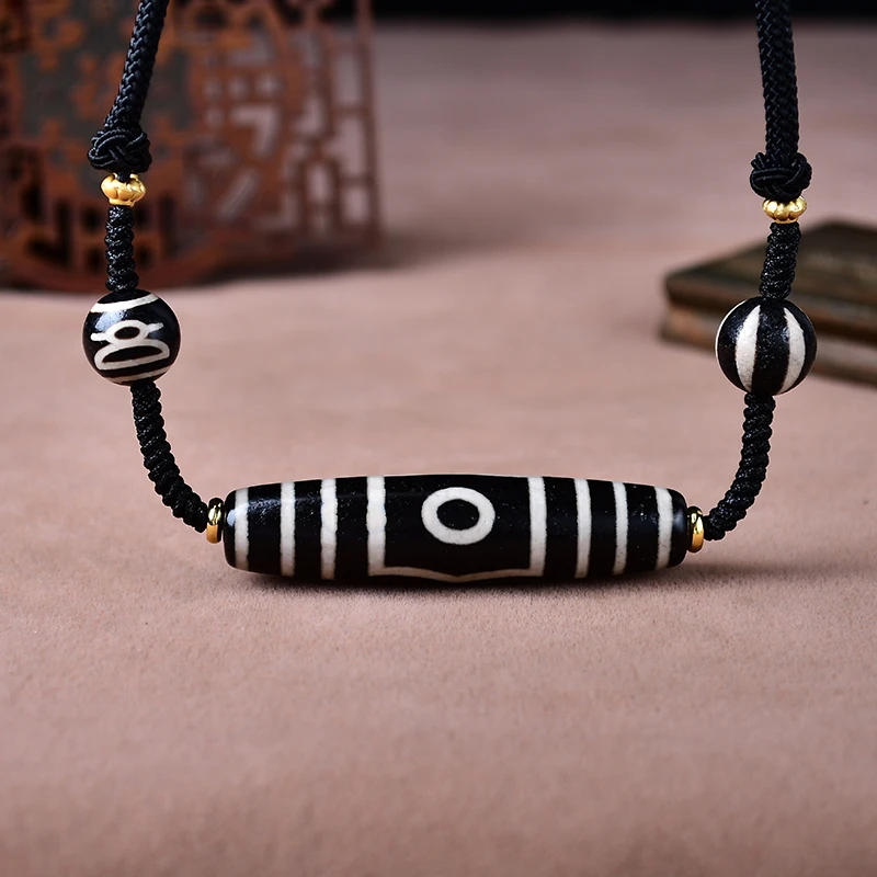 黑白宝盖三眼玛瑙锁骨链编织男女同款时尚百搭吊坠58x14mm