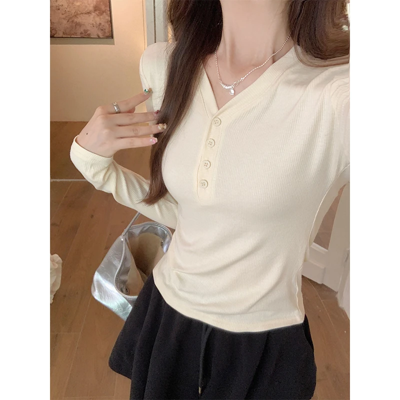 韩版纽扣半开领V领打底衫女内搭早秋收腰显瘦长袖上衣