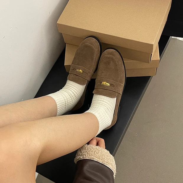 英伦金币圆头皮带装饰休闲小皮鞋深口乐福鞋时尚百搭个性秋新单鞋