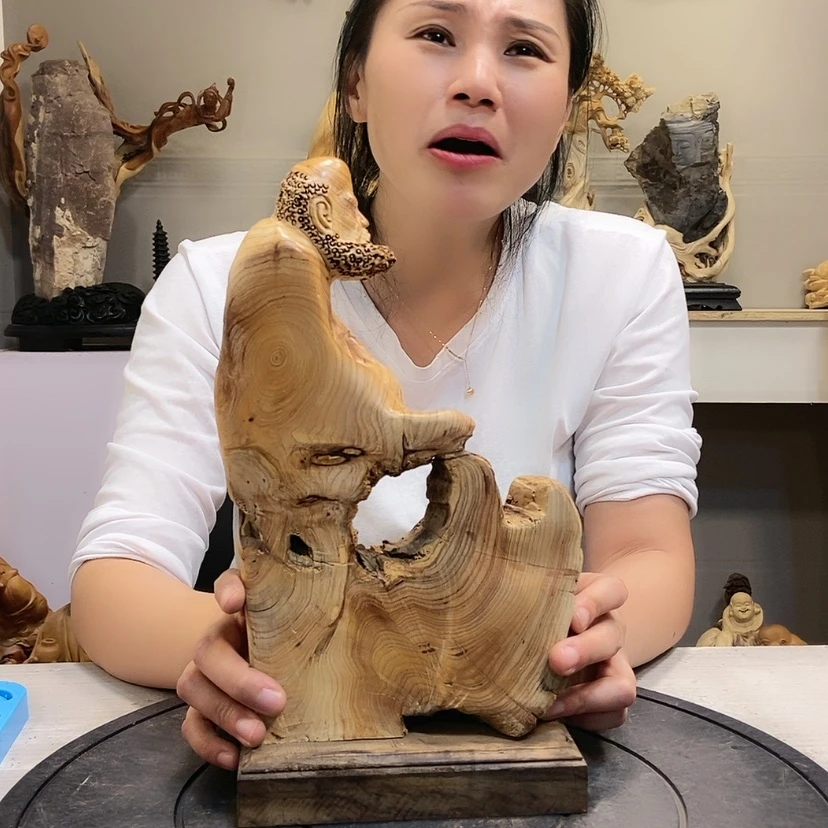 【闪购商品】崖柏根雕c*y