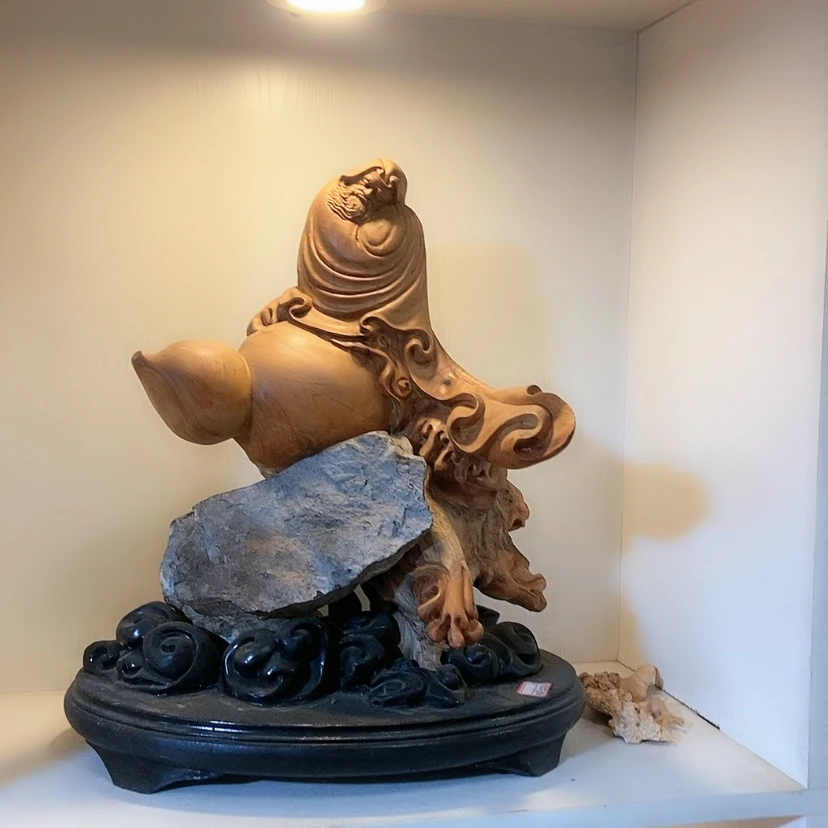 【闪购商品】黄杨木根雕亮**辉