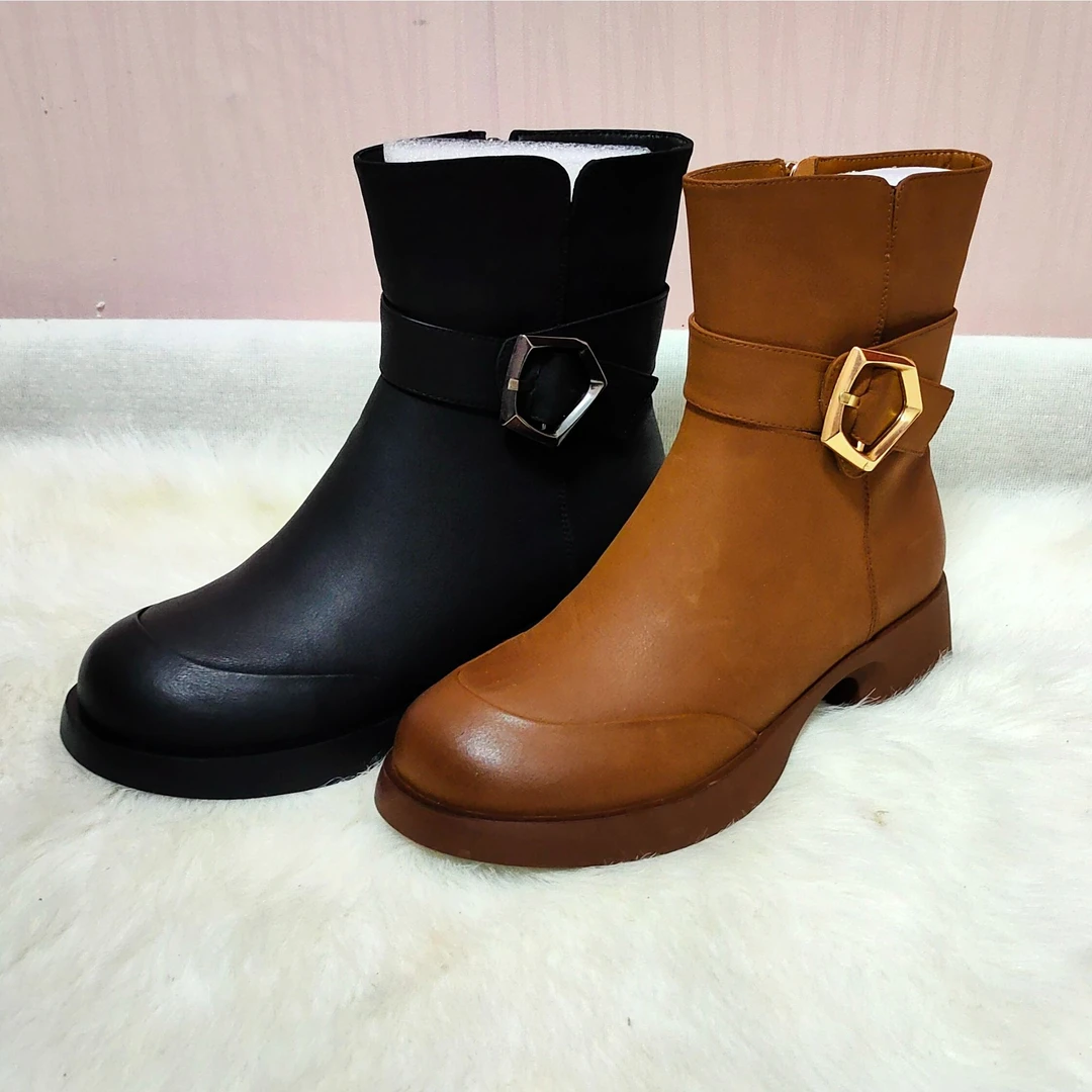 B167-新疆包邮女款休闲马丁靴