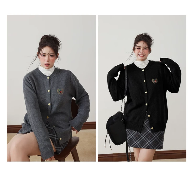 张耶啵【胶感艺术】微胖大码女装时尚复古设计感学院风针织开衫外套