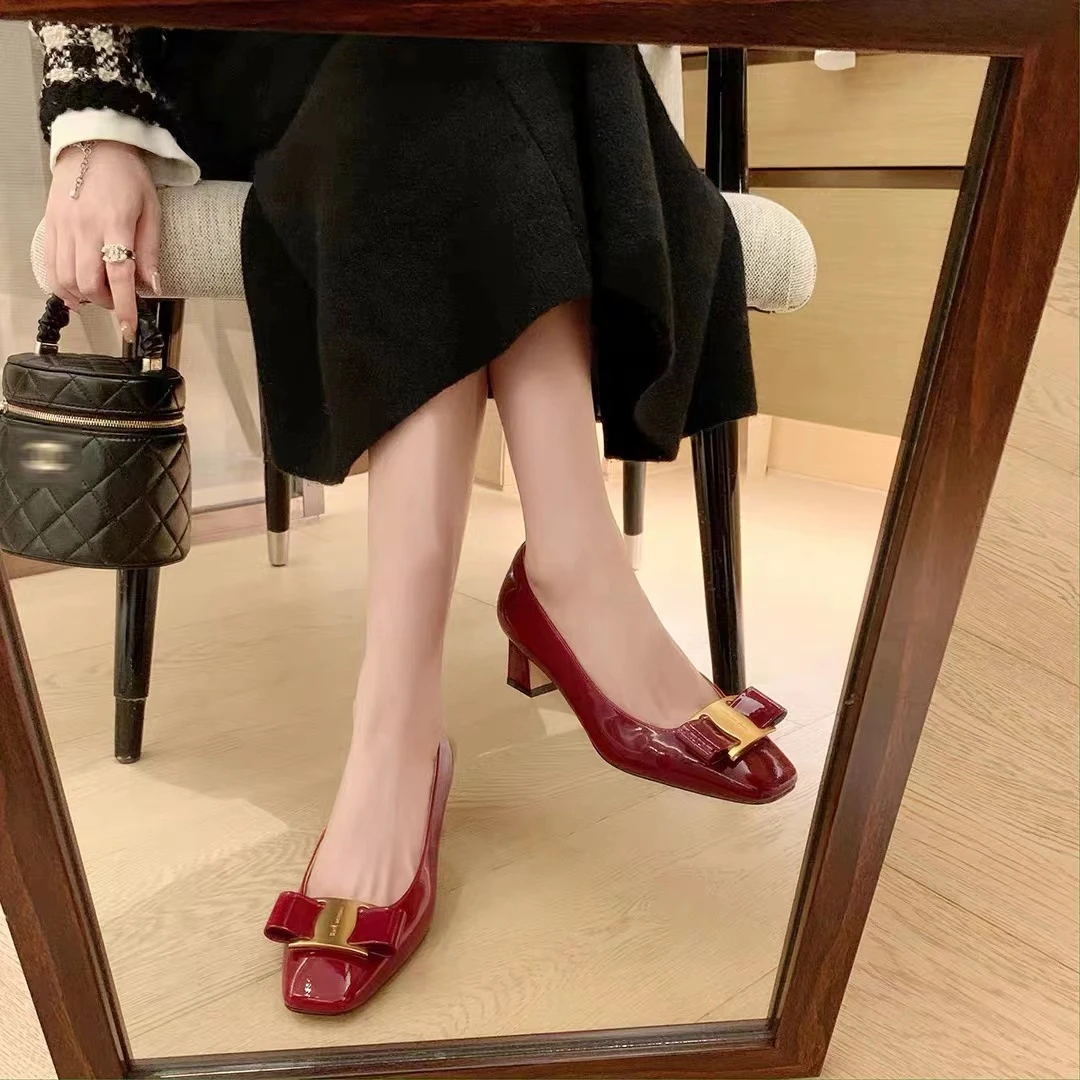 【琪】两个跟高~高品质蝴蝶结单鞋女鞋平跟浅口粗跟鞋方头中跟漆皮