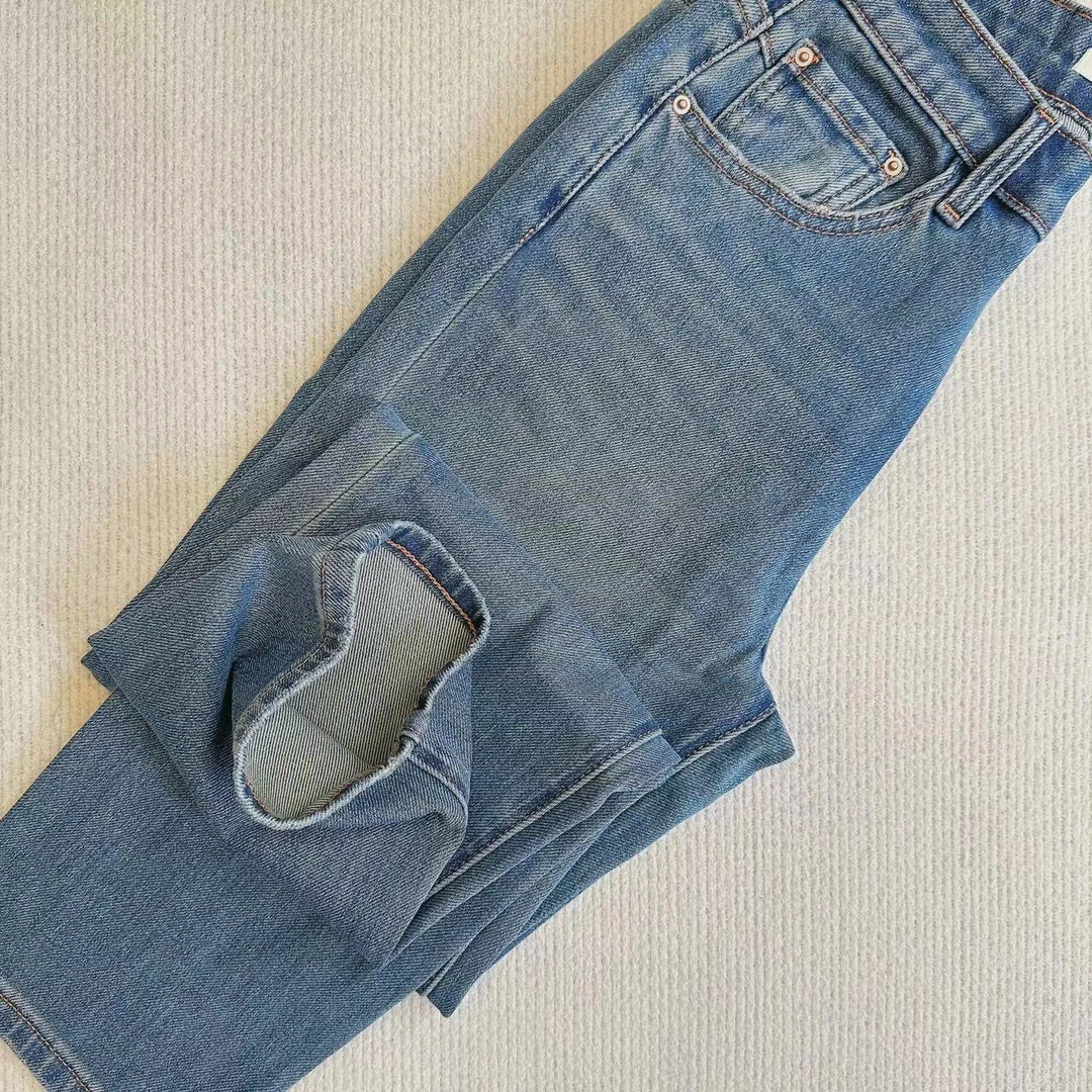 代嘉儿daiclaire代嘉儿2024春夏季九分烟管牛仔裤