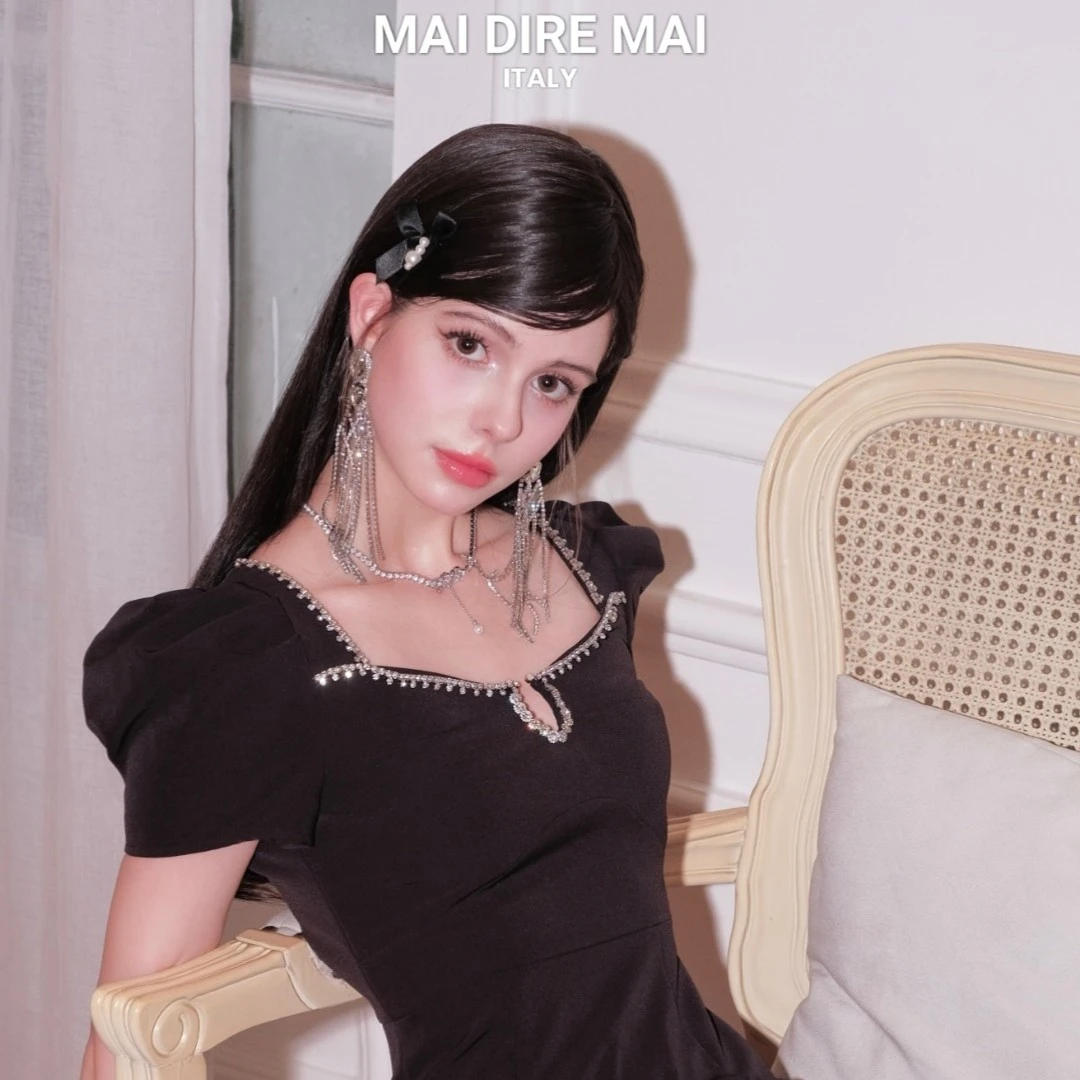 情人节战袍专属法式名媛重工修身小黑裙辣妹连衣裙女装连衣裙裙子