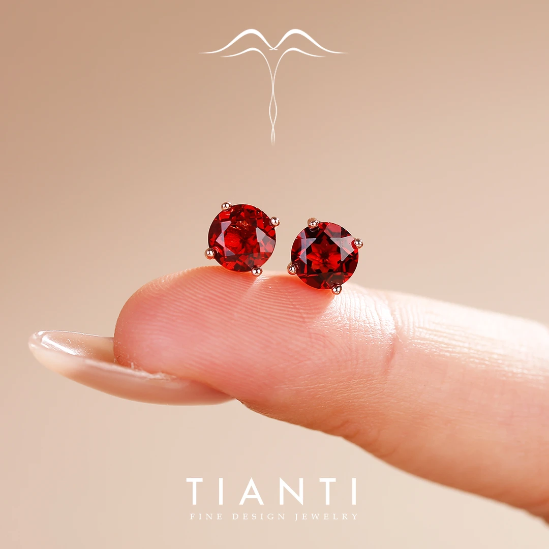 TIANTI/天缇探月 6mm 天然石榴石四爪耳钉 S925银高品质轻奢设计