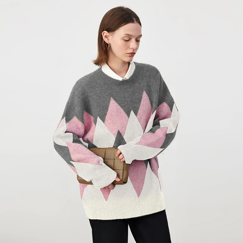 【CIRCLOFY瑟夕】菱形格纹圆领针织衫上衣撞色设计毛衣CWOD780785