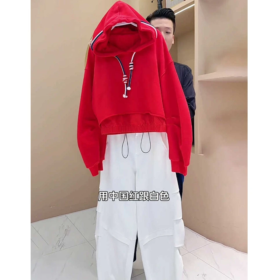 2025早秋新款时尚减龄连帽中国红卫衣设计感高腰显瘦阔腿裤套装女