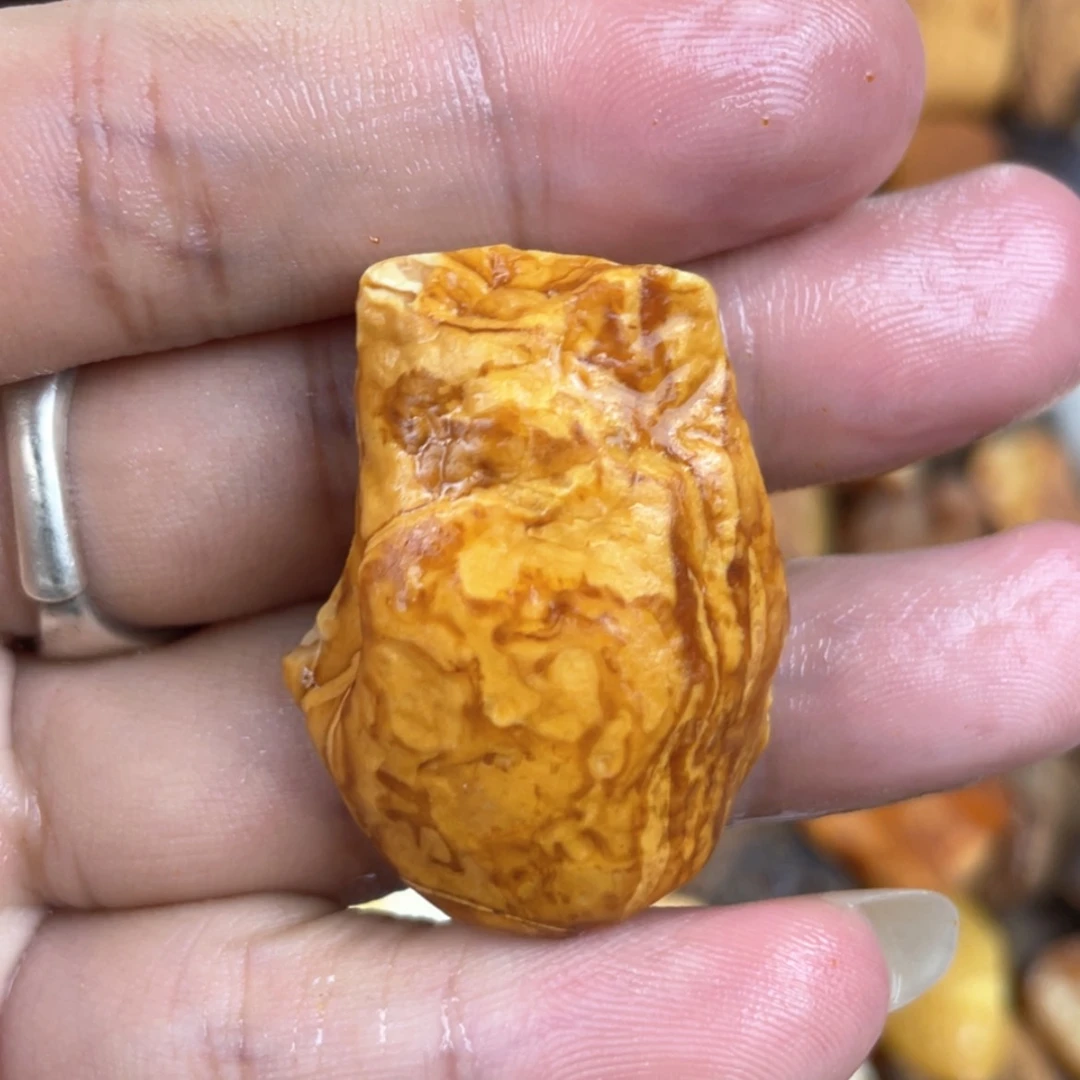 【闪购商品】定制琥珀未镶嵌E***n