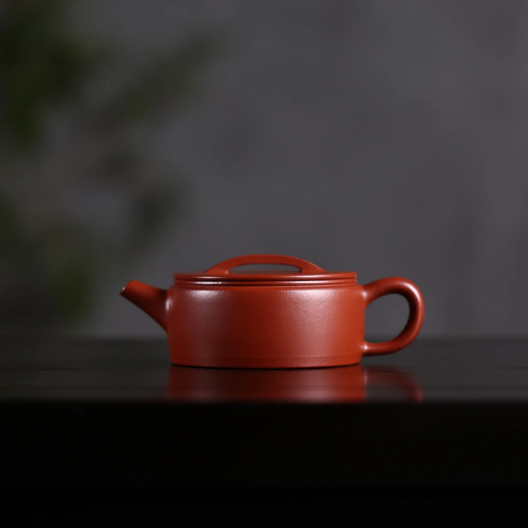 【汉瓦】 原矿朱泥大红袍  140cc 手工制作 内推孔 宜兴紫砂壶