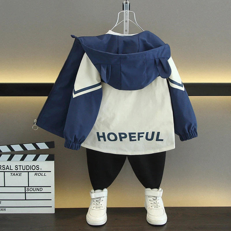 男童2025春秋装韩版洋气痞帅连帽外套女童字母印花休闲长袖夹克潮