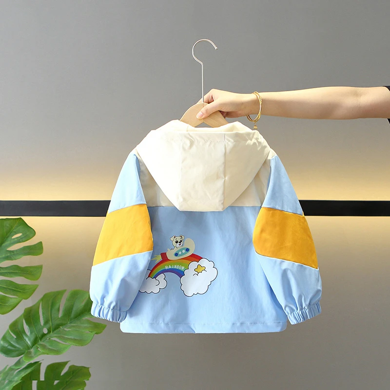 男女宝宝中大童2025春季新款男童春装拼色卡通印花外套女童休闲服