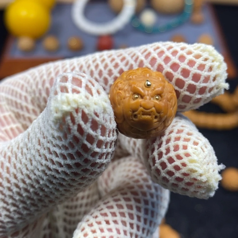 【闪购商品】猴头核桃吊坠岑*