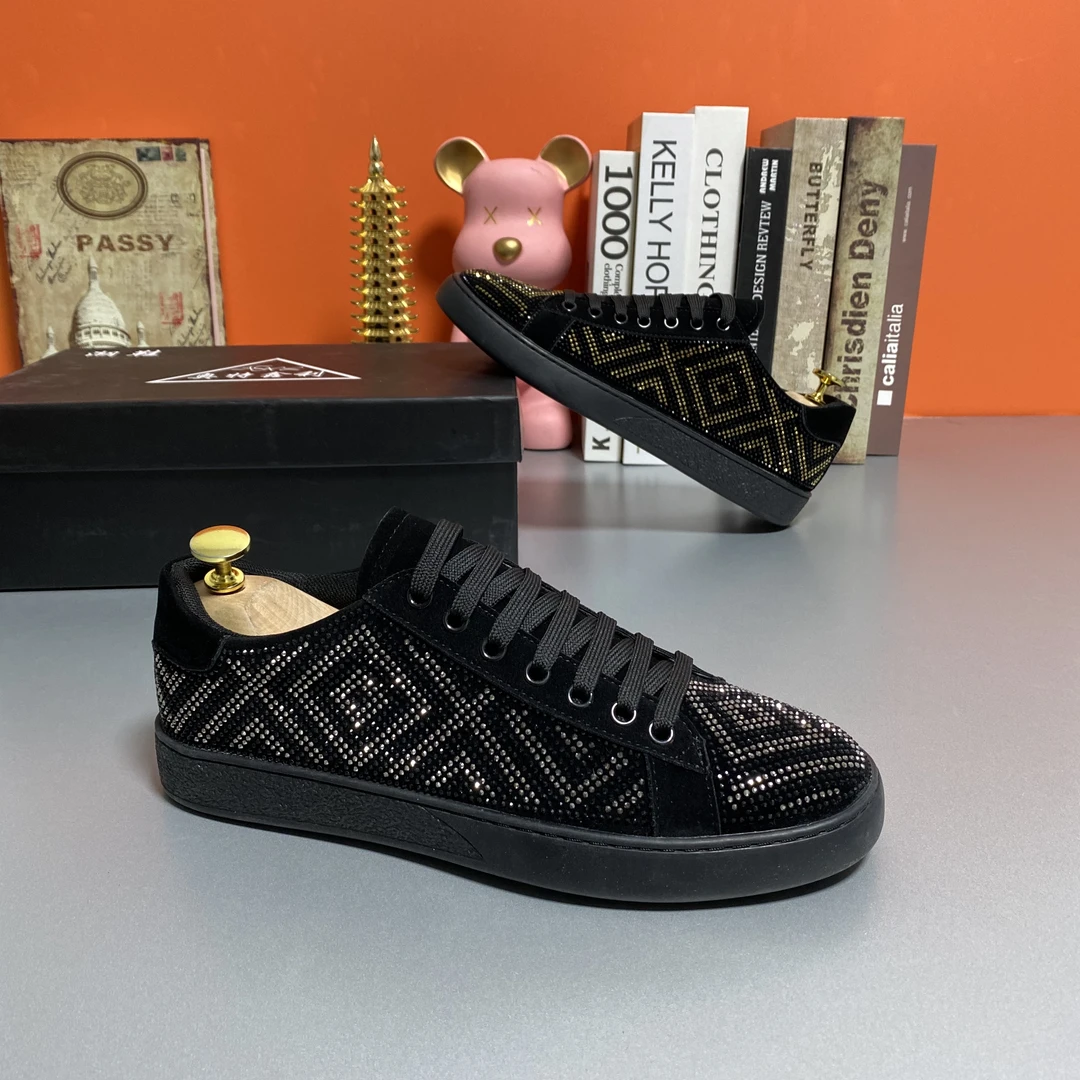 精品-男鞋 潮流满钻时尚休闲鞋百搭男士低帮鞋板鞋