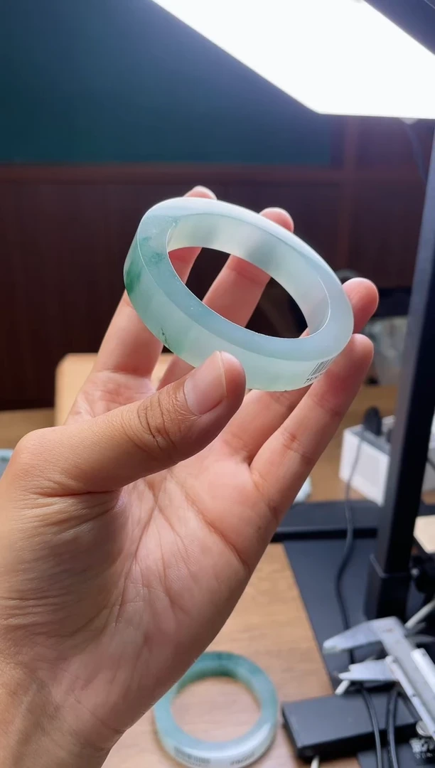 【闪购商品】定制翡翠手镯未镶嵌定制