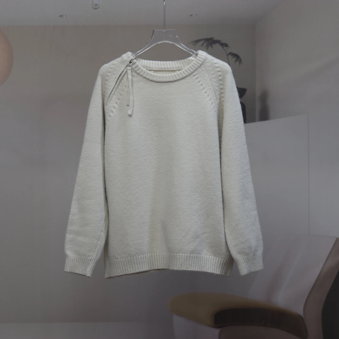 【8243】高品质原创设计杏色百搭设计感针织毛衣D