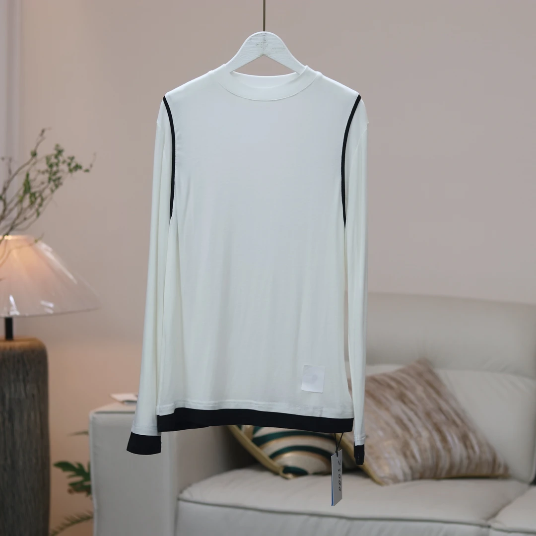 【3738】高品质原创设计下摆拼接刺绣白色打底衫Q