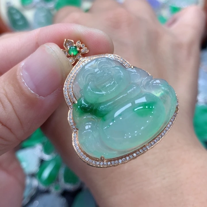 翡翠吊坠(不含链)18K金镶嵌