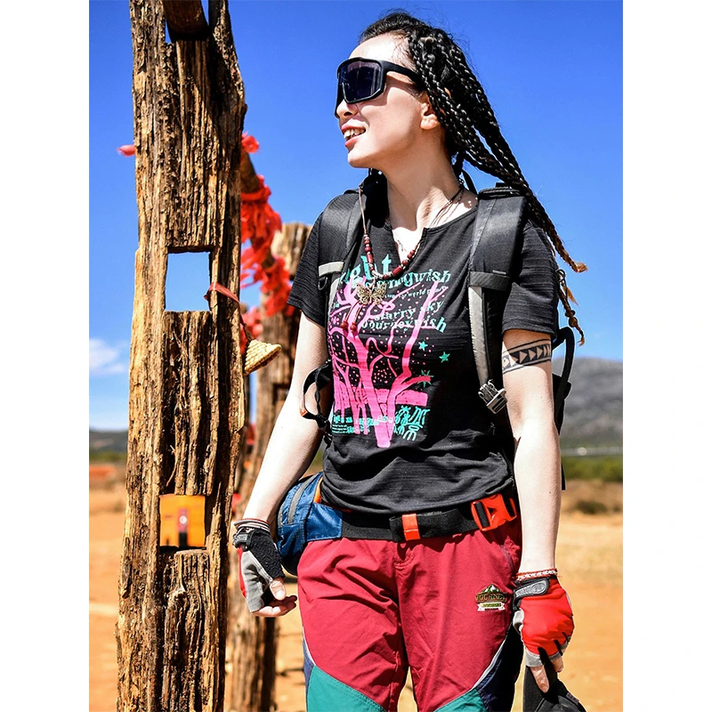 北京森林户外原创印花徒步登山小V领速干透气四面弹力短袖T恤女式