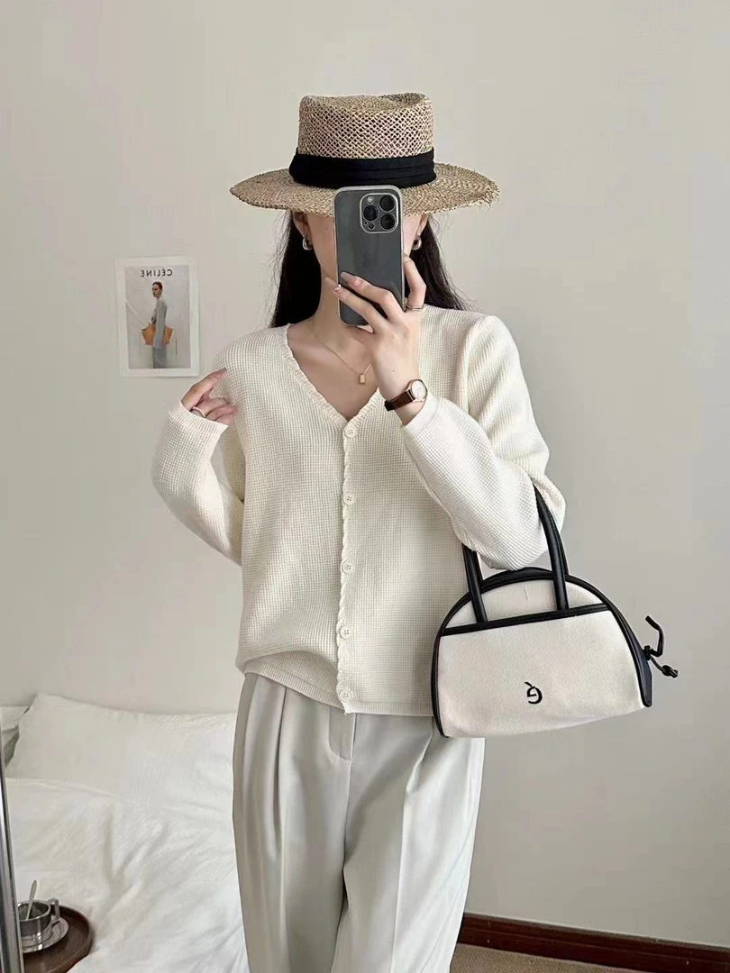 长袖时装开衫毛衣