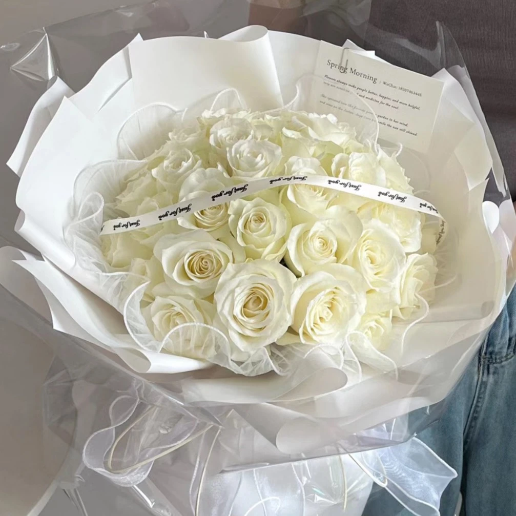 【纯白花嫁】33朵白玫瑰鲜花花束生日礼物惊喜送对象朋友+氛围灯串