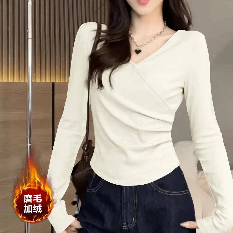 L大码磨毛加绒设计感v领褶皱打底衫春秋胖mm显瘦洋气减龄长袖上衣
