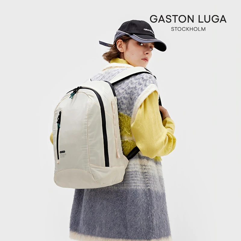 GASTON LUGA超轻电脑双肩包背包户外学生大容量书包简约轻便休闲