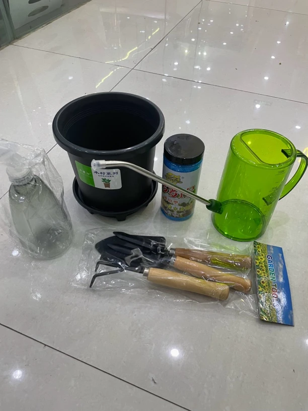 从乌市发出,浇水壶,16寸花盆,工具铲,通用肥料,喷壶五件套